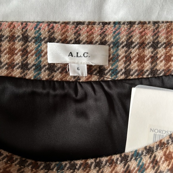 🌟Host Pick🌟 ALC micro mini NWT - Picture 5 of 7